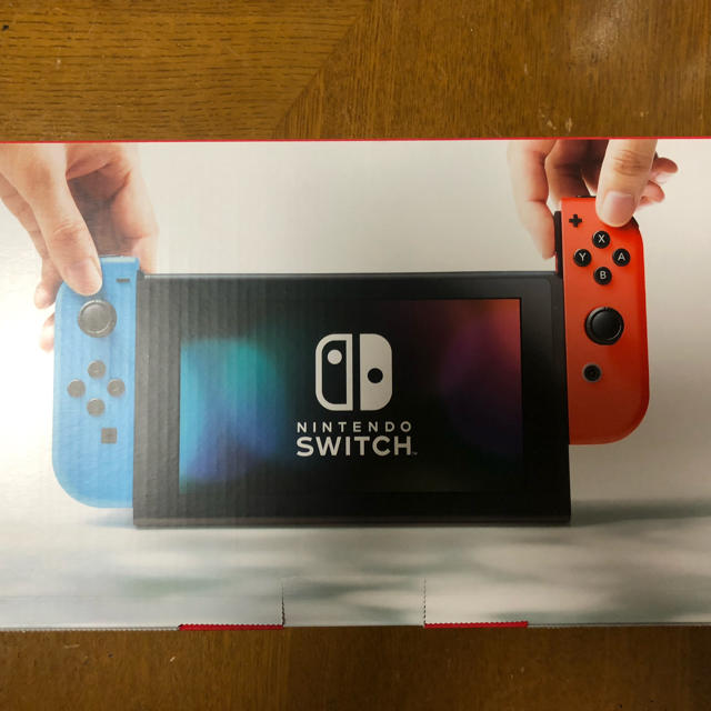 任天堂　スイッチ　新品送料込み