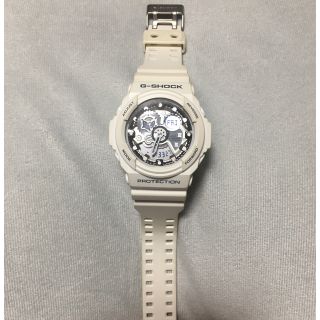 ジーショック(G-SHOCK)のCASIO カシオ G-SHOCK GA-300  白 シルバー文字盤 中古(腕時計(デジタル))