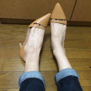 ザラ(ZARA)のzara ベージュパンプス(ハイヒール/パンプス)