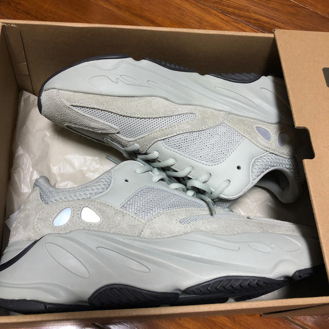 【送料込 28㎝】adidas YEEZY BOOST 700 SALT