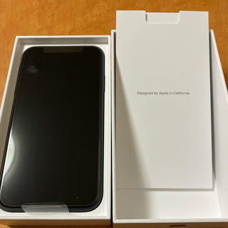 アイフォーン(iPhone)のiPhone XR 64GB black(スマートフォン本体)
