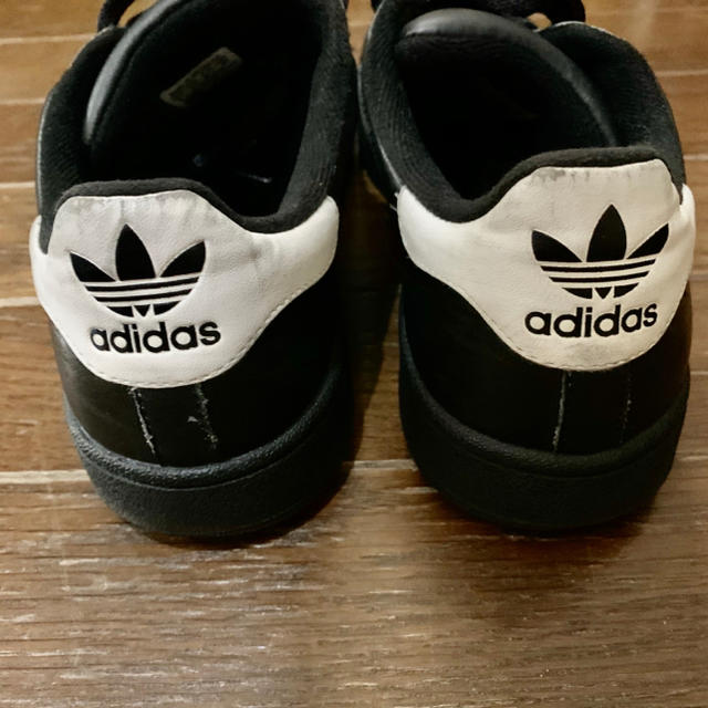 adidas(アディダス)のaddidas スニーカー　 レディースの靴/シューズ(スニーカー)の商品写真