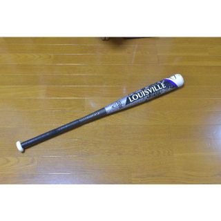 ルイスビルスラッガー(Louisville Slugger)の軟式カタリストⅡ2018モデル85ｃｍ720ｇ(バット)