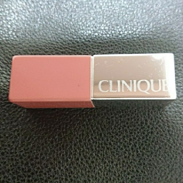 CLINIQUE(クリニーク)の【河南の宝様専用】クリニーク 口紅 01 ヌードポップ (ハワイ購入) コスメ/美容のベースメイク/化粧品(口紅)の商品写真