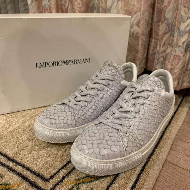 新品未使用 EMPORIO ARMANI エンポリオアルマーニ レザースニーカー