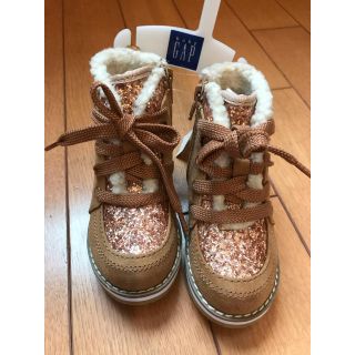 ギャップキッズ(GAP Kids)の新品タグ付き　gap ラメボアブーツ　14cm(ブーツ)