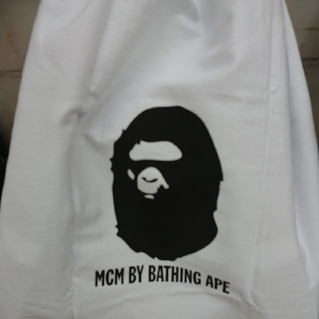 A BATHING APE(アベイシングエイプ)のMCM BAPE SHARK STARK BACKPACK バックパック メンズのバッグ(バッグパック/リュック)の商品写真