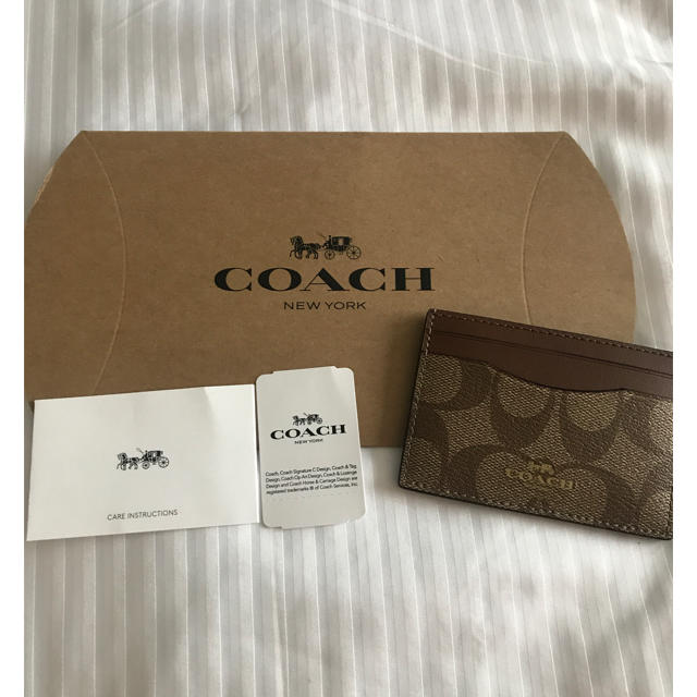 COACH(コーチ)のCOACH カードケース、お財布とセットでお買い上げでお値引きあり！ レディースのファッション小物(名刺入れ/定期入れ)の商品写真