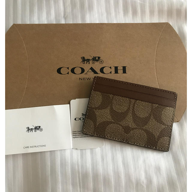 COACH(コーチ)のCOACH カードケース、お財布とセットでお買い上げでお値引きあり！ レディースのファッション小物(名刺入れ/定期入れ)の商品写真