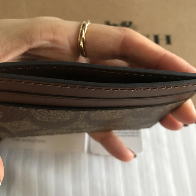 COACH(コーチ)のCOACH カードケース、お財布とセットでお買い上げでお値引きあり！ レディースのファッション小物(名刺入れ/定期入れ)の商品写真