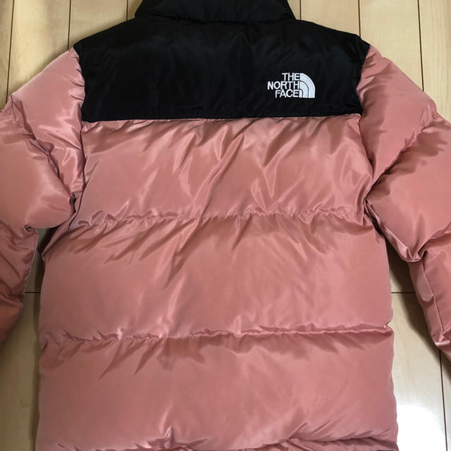 THE NORTH FACE(ザノースフェイス)のノースフェイスピンク＆黒XL レディースのジャケット/アウター(ダウンジャケット)の商品写真