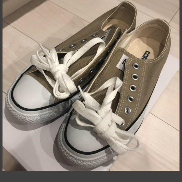 CONVERSE(コンバース)のconverse ベージュ レディースの靴/シューズ(スニーカー)の商品写真