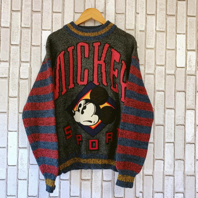 Disney(ディズニー)の★激レア★Mickey ミッキー★ビッグロゴ★ニット★Sサイズ(Mサイズ相当) メンズのトップス(スウェット)の商品写真