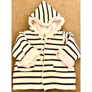 プチバトー(PETIT BATEAU)のプチバトー　アウター　60cm(ジャケット/コート)