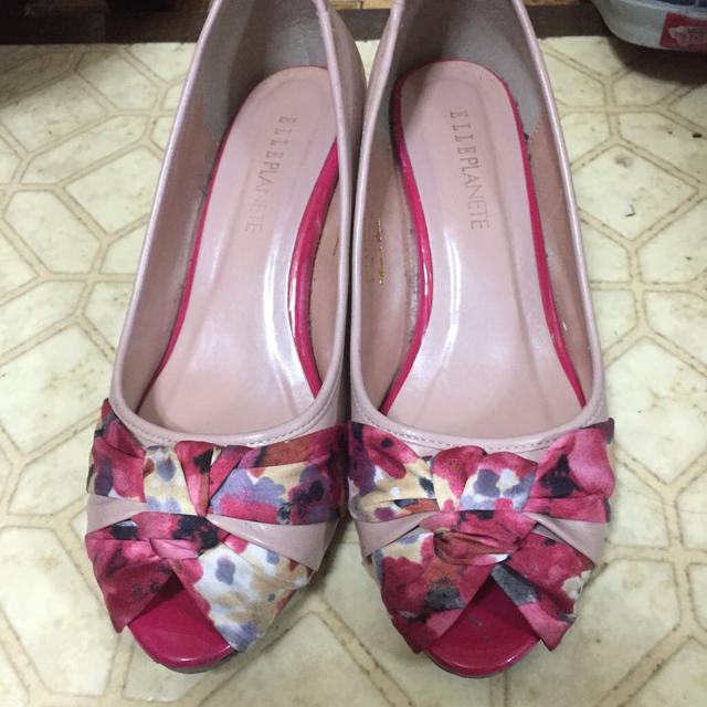 ピンクパンプス レディースの靴/シューズ(ハイヒール/パンプス)の商品写真
