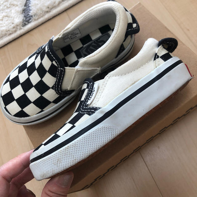 VANS(ヴァンズ)のVANS キッズ スリッポン スニーカー★ キッズ/ベビー/マタニティのキッズ靴/シューズ(15cm~)(スニーカー)の商品写真