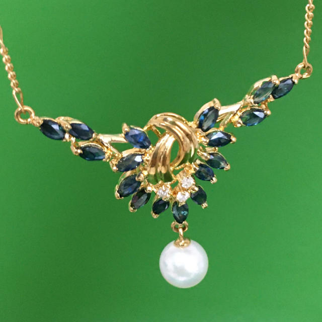 【特別セール品】 K18　アコヤ真珠パール　サファイア　ダイヤモンド　　ネックレス ネックレス
