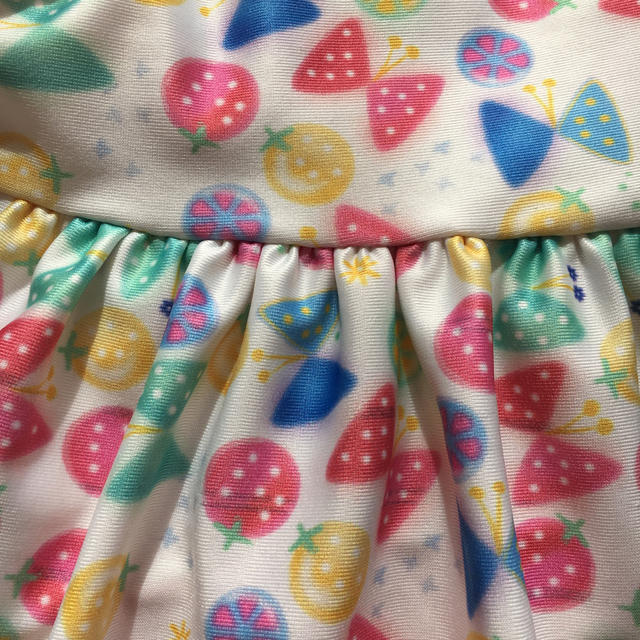 しまむら(シマムラ)の女の子　水着　ワンピース水着　90  キッズ/ベビー/マタニティのキッズ服女の子用(90cm~)(水着)の商品写真