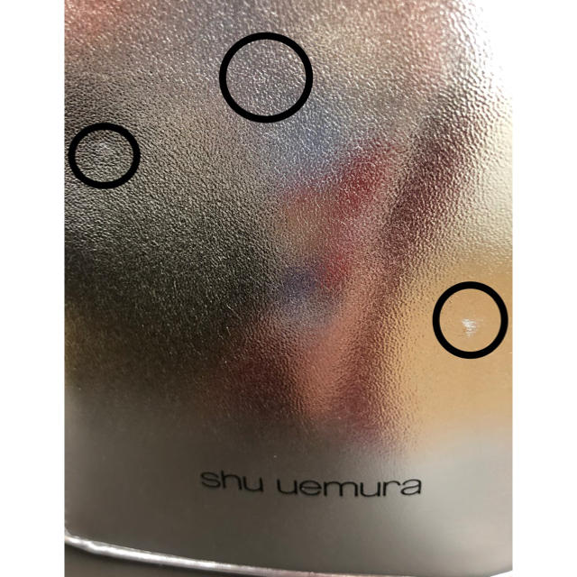 shu uemura(シュウウエムラ)の【新品】shu uemuraのポーチ レディースのファッション小物(ポーチ)の商品写真