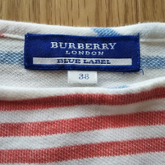 BURBERRY BLUE LABEL(バーバリーブルーレーベル)のBURBERRYBLUE LABEL シャツ レディースのトップス(Tシャツ(半袖/袖なし))の商品写真