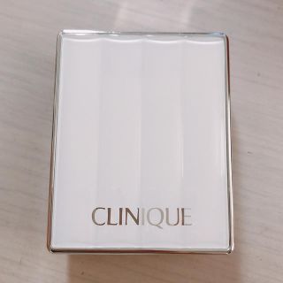 クリニーク(CLINIQUE)のCLINIQUE ❤︎ パウダーファンデーション＋サンプル(ファンデーション)