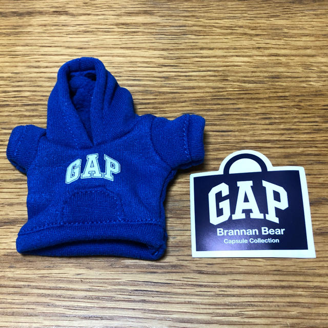 GAP(ギャップ)のGAPパーカー　幻のガチャガチャ  ブルー エンタメ/ホビーのおもちゃ/ぬいぐるみ(キャラクターグッズ)の商品写真