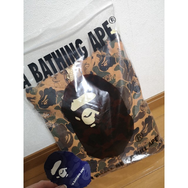 A BATHING APE(アベイシングエイプ)のA BATHING APE×MCM　パーカー メンズのトップス(パーカー)の商品写真