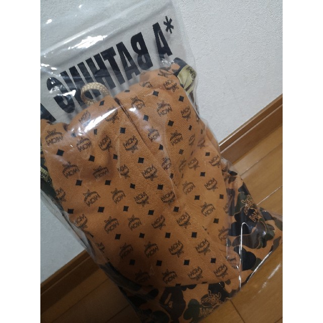 A BATHING APE(アベイシングエイプ)のA BATHING APE×MCM　パーカー メンズのトップス(パーカー)の商品写真