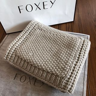 フォクシー(FOXEY)の【ご専用】フォクシー　フーディストール(マフラー/ショール)