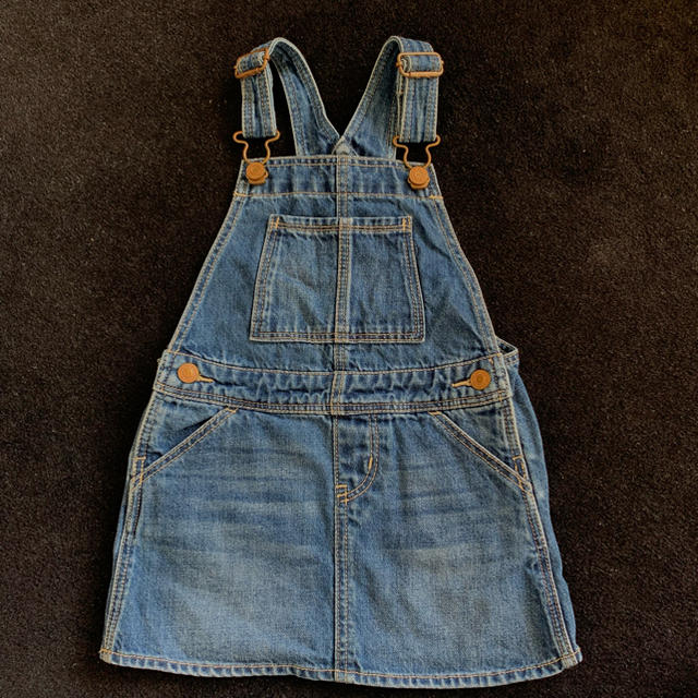 babyGAP(ベビーギャップ)のbaby GAP デニムオーバーオール キッズ/ベビー/マタニティのキッズ服女の子用(90cm~)(スカート)の商品写真