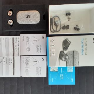 ゼンハイザー(SENNHEISER)のゼンハイザー　MOMENTUM True Wireless　美品(ヘッドフォン/イヤフォン)