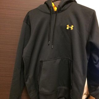 アンダーアーマー(UNDER ARMOUR)のアンダーアーマー(パーカー)