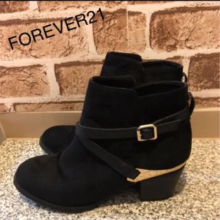 フォーエバートゥエンティーワン(FOREVER 21)の黒 ショートブーツ (ブーツ)