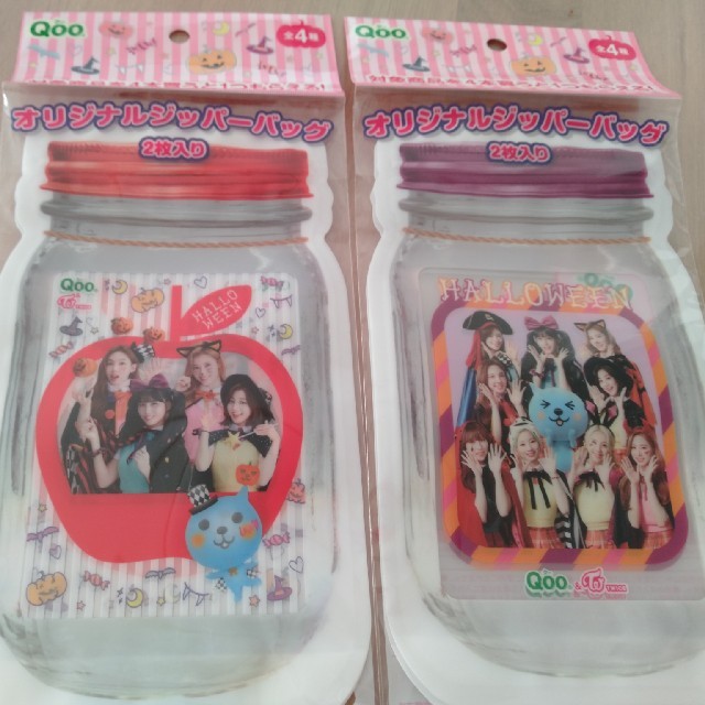 Qoo TWICE オリジナルジッパーバッグ エンタメ/ホビーのタレントグッズ(アイドルグッズ)の商品写真
