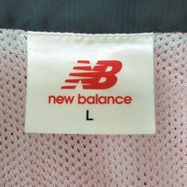 New Balance(ニューバランス)の【美品】ニューバランス　ウィンドブレーカー　L レディースのジャケット/アウター(ナイロンジャケット)の商品写真
