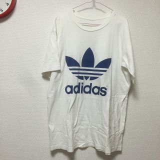 アディダス(adidas)のadidas Tシャツ(Tシャツ/カットソー(半袖/袖なし))