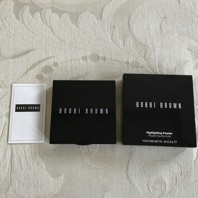 BOBBI BROWN(ボビイブラウン)のボビイブラウン ハイライティング パウダー ピンクグロウ コスメ/美容のベースメイク/化粧品(フェイスパウダー)の商品写真