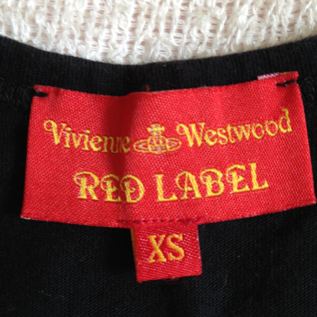 Vivienne Westwood(ヴィヴィアンウエストウッド)のvivienne タンクトップ♡ レディースのトップス(カットソー(半袖/袖なし))の商品写真