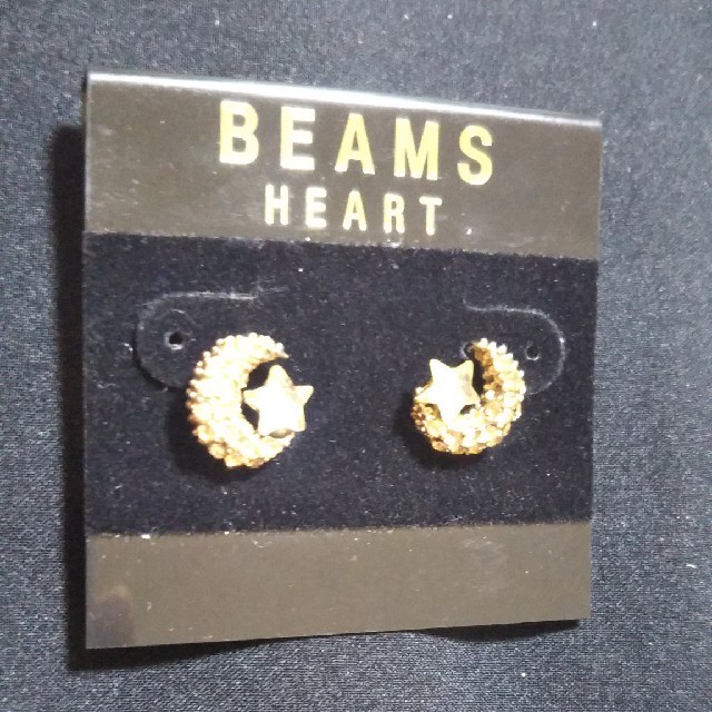 BEAMS(ビームス)のBEAMS HEART　ゴールドストーンムーン&スターピアス　新品未使用 レディースのアクセサリー(ピアス)の商品写真