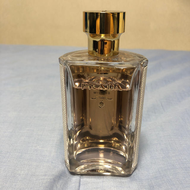 PRADA(プラダ)のPRADA 香水　100ml コスメ/美容の香水(香水(女性用))の商品写真