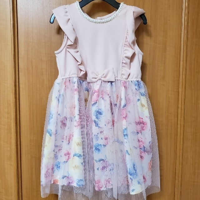 anyFAM(エニィファム)のワンピース キッズ/ベビー/マタニティのキッズ服女の子用(90cm~)(ドレス/フォーマル)の商品写真