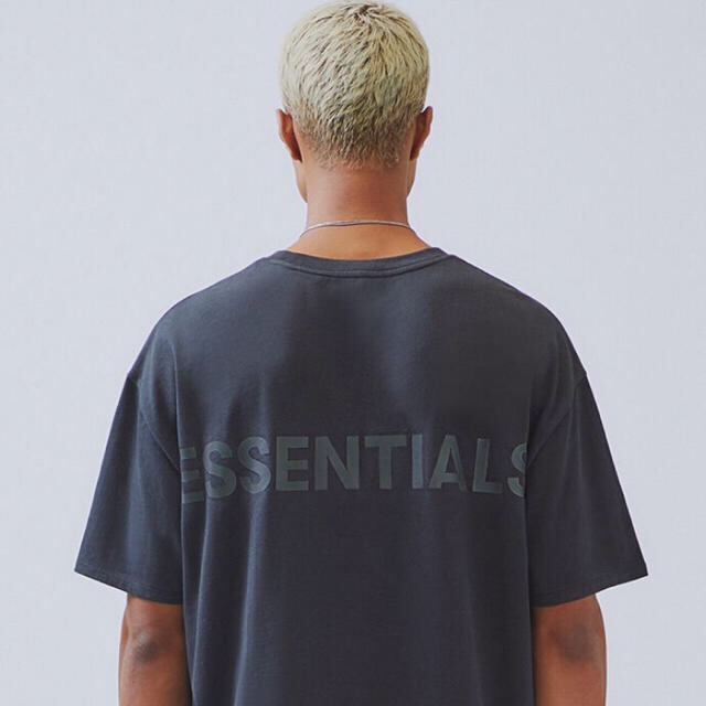 メンズEssentials Boxy Logo T-Shirt