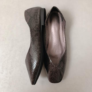 ザラ(ZARA)のPython flat shoes / black M(バレエシューズ)