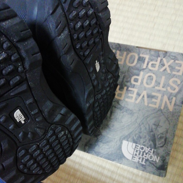 THE NORTH FACE(ザノースフェイス)のノースフェイス　ヌプシブーツ　黒　15センチ キッズ/ベビー/マタニティのキッズ靴/シューズ(15cm~)(ブーツ)の商品写真