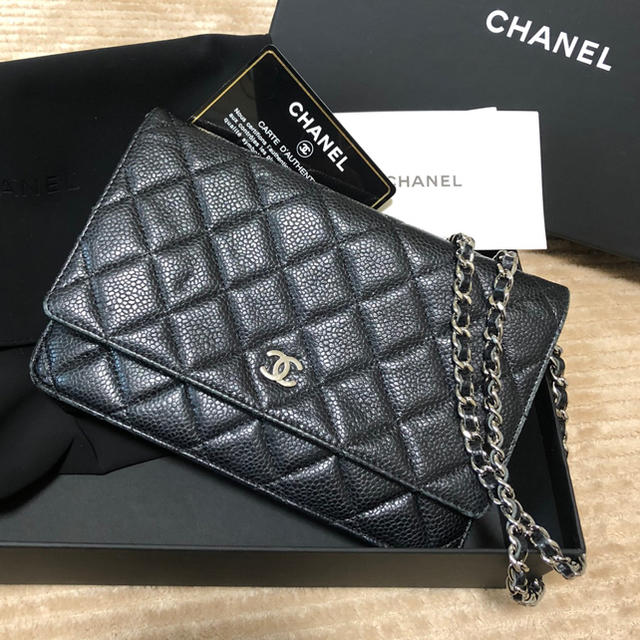 CHANEL(シャネル)のkyo様専用　CHANEL  チェーンウォレット レディースのバッグ(ショルダーバッグ)の商品写真