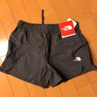 ザノースフェイス(THE NORTH FACE)の新品　ザ　ノースフェイス ショートパンツ　S(ウェア)