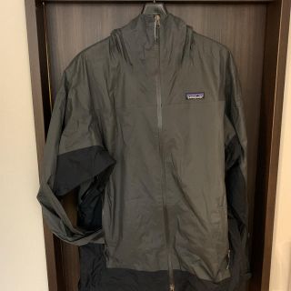 パタゴニア(patagonia)の《大幅値下げ》パタゴニア  メンズ　マウンテンパーカー  軽量　(マウンテンパーカー)