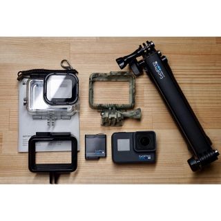 ゴープロ(GoPro)のGoPro Hero 6 Black ゴープロ セルフィースティック付 動作OK(ビデオカメラ)