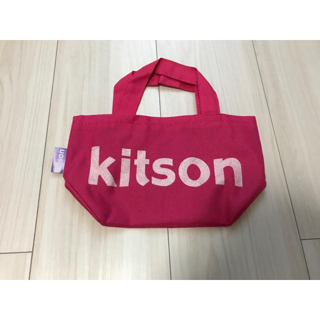 KITSON(キットソン)の❤️②⑦ キラキラ キットソン ミニ バッグ❤️ レディースのバッグ(ハンドバッグ)の商品写真