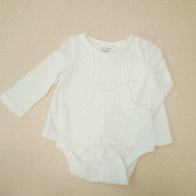 babyGAP(ベビーギャップ)のbabyGap　ロンパース　70cm キッズ/ベビー/マタニティのベビー服(~85cm)(ロンパース)の商品写真